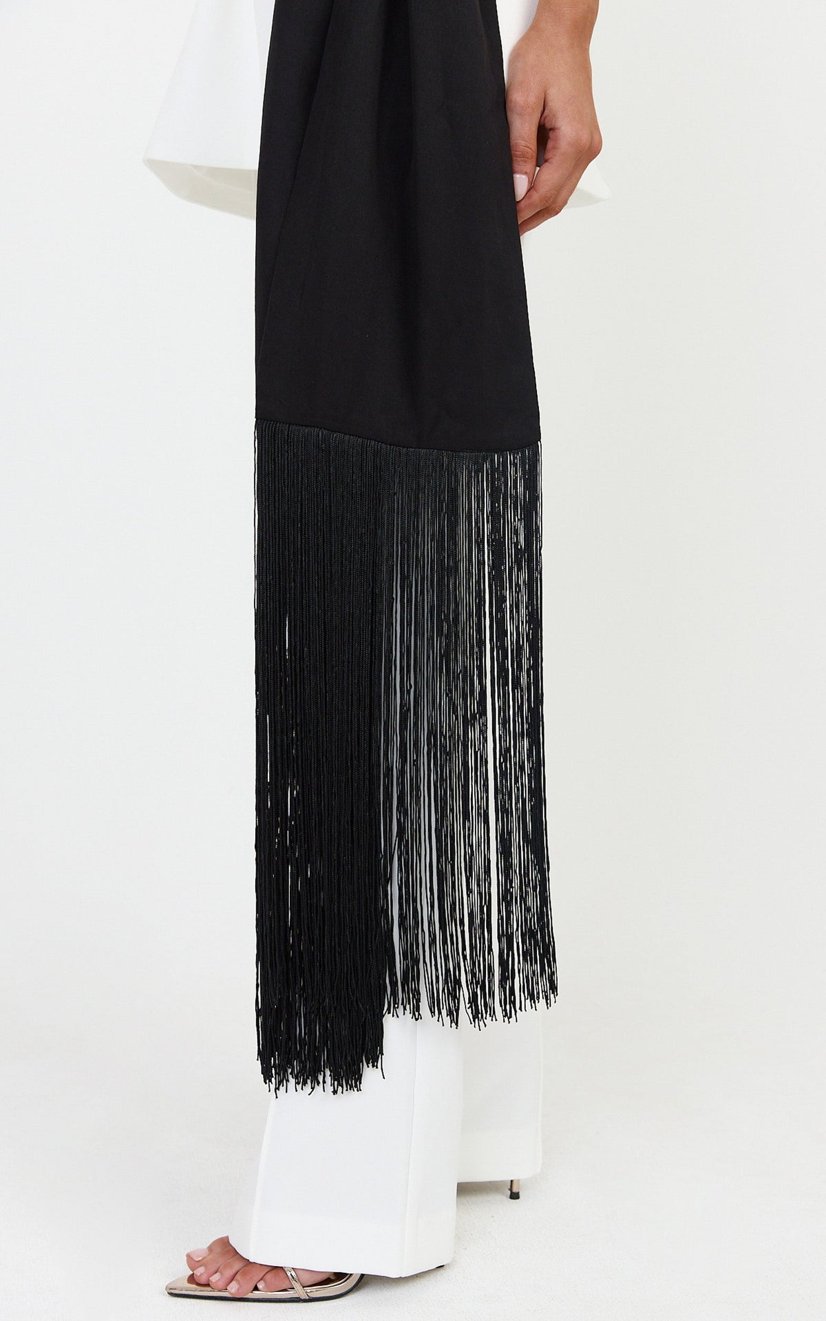 Romy Scarf - Scarf With Fringing in Black