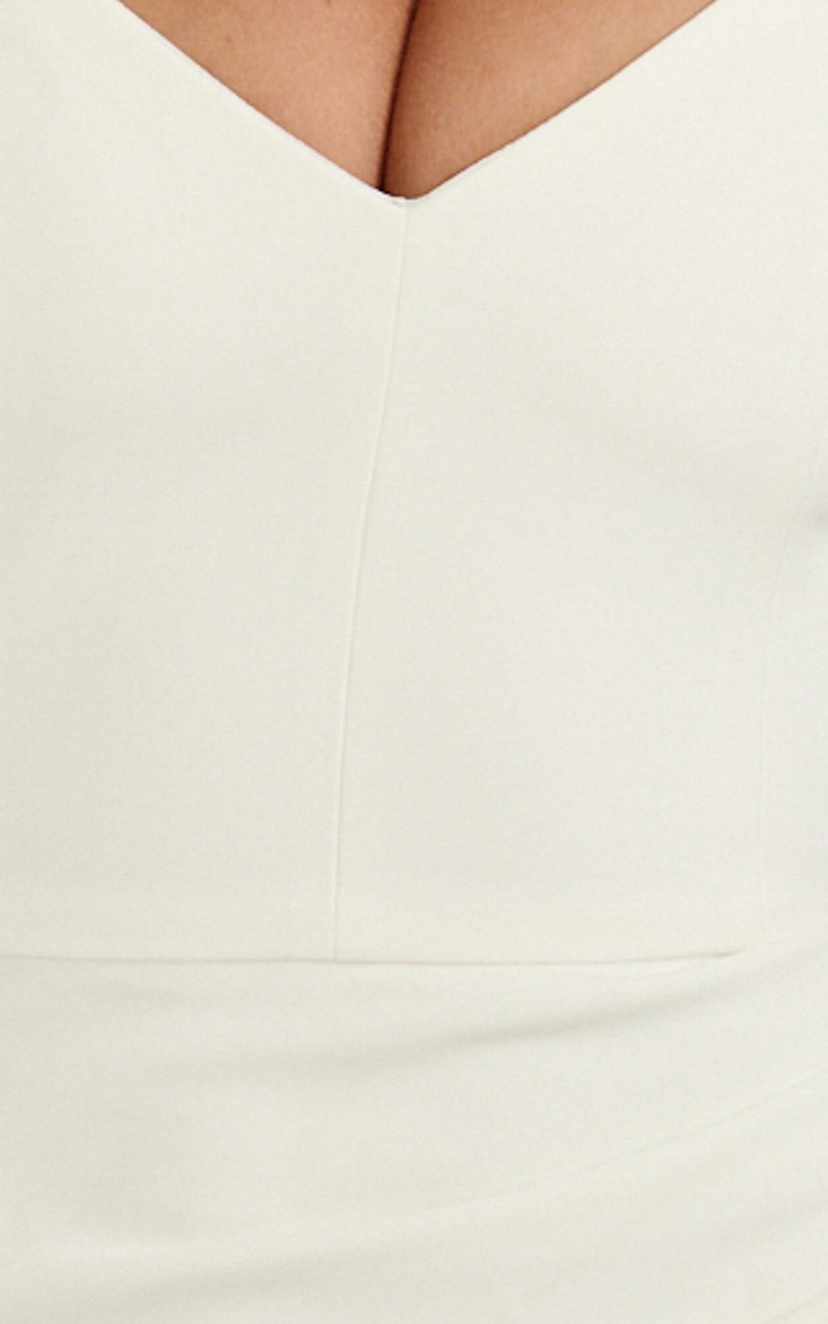 Skye Maxi Dress - V Shaped Neckline Short Sleeve Dress in White