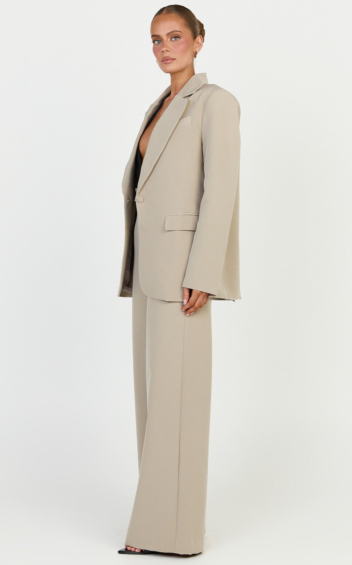 Selena Blazer - Oversized Single Breasted Blazer in Neutral
