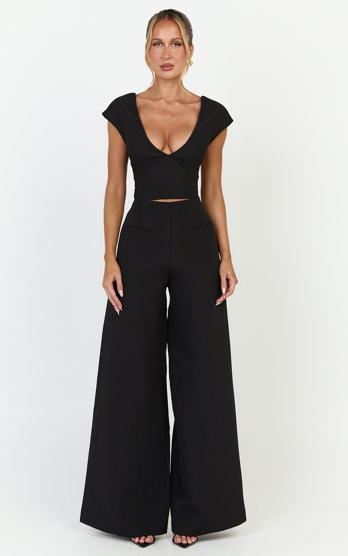 Lilo Top - V Neck Cap Sleeve Top in Black