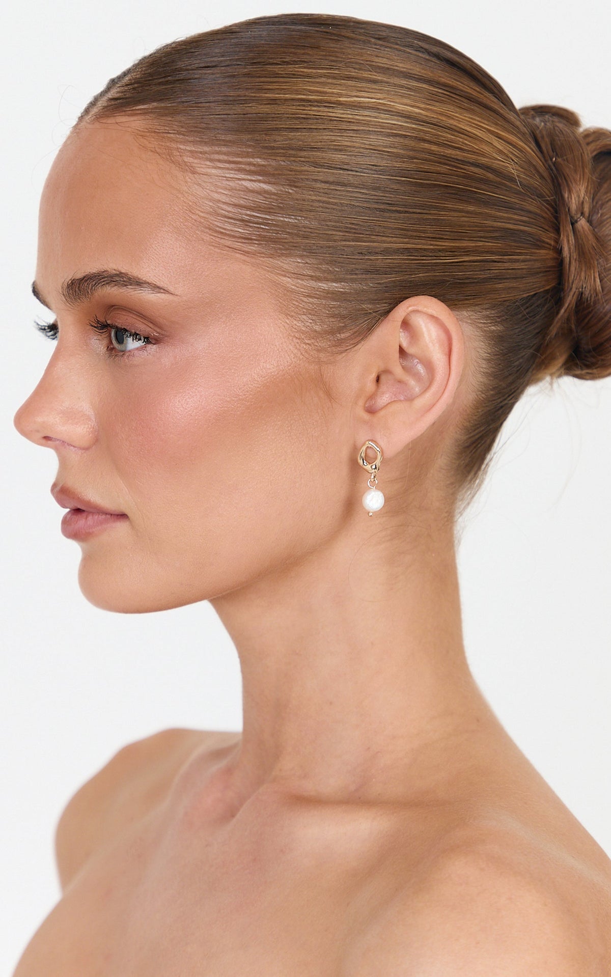 Jodie Earrings - Pearl Drop Earrings in Gold
