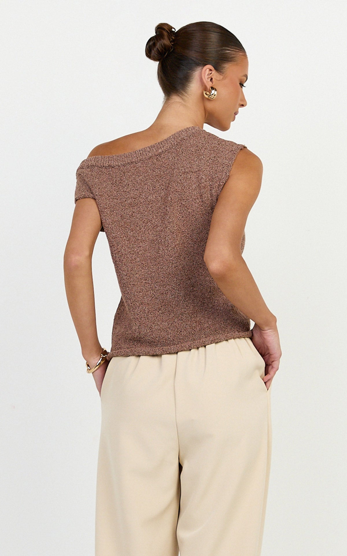 Marilou Top - Knit Off Shoulder Top in Brown