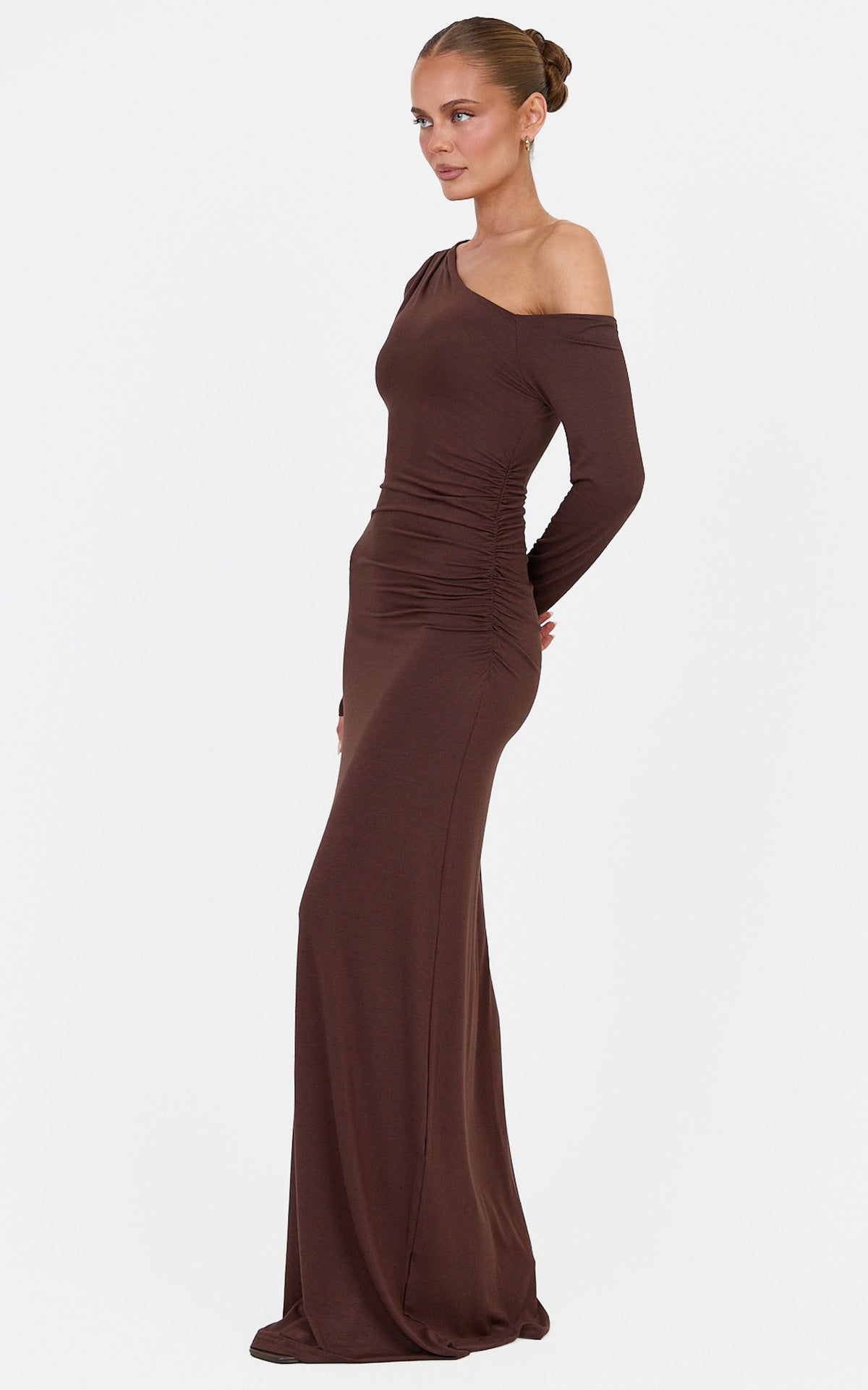 Lacy Maxi Dress - Asymmetrical Off Shoulder Long S in Chocolate