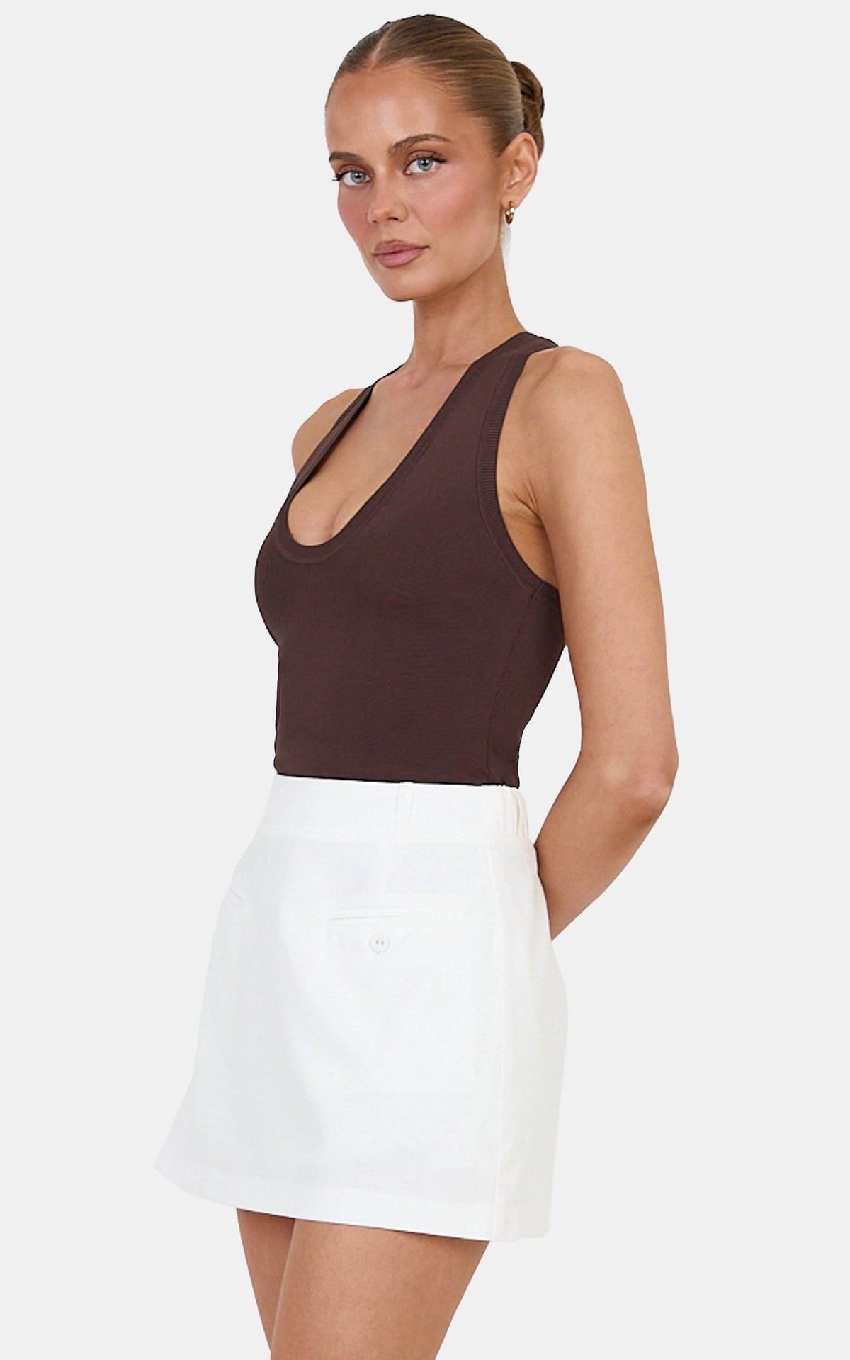Natasha Skort - Linen Blend Mid Waist Elasticated Back Skort in White