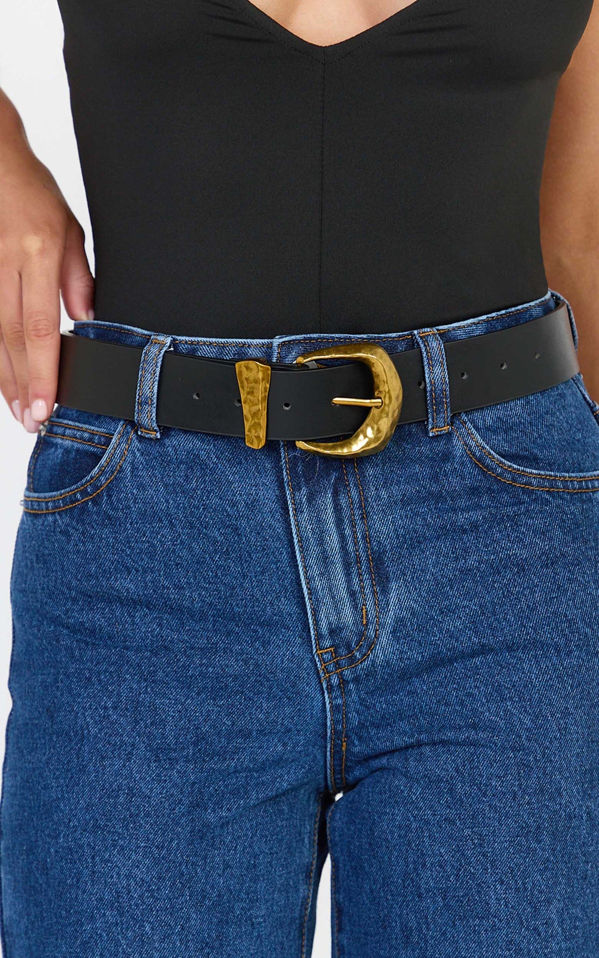 Abbie Belt - Chunky Gold Bucket Belt in Black