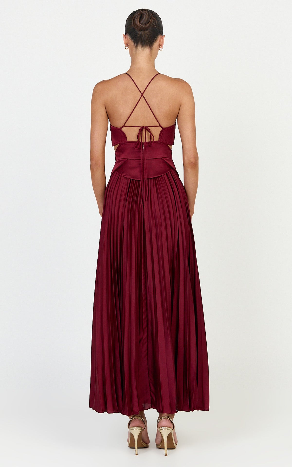 Shay Maxi Dress - Sweetheart Cut Out Pleated Dress in Wine
