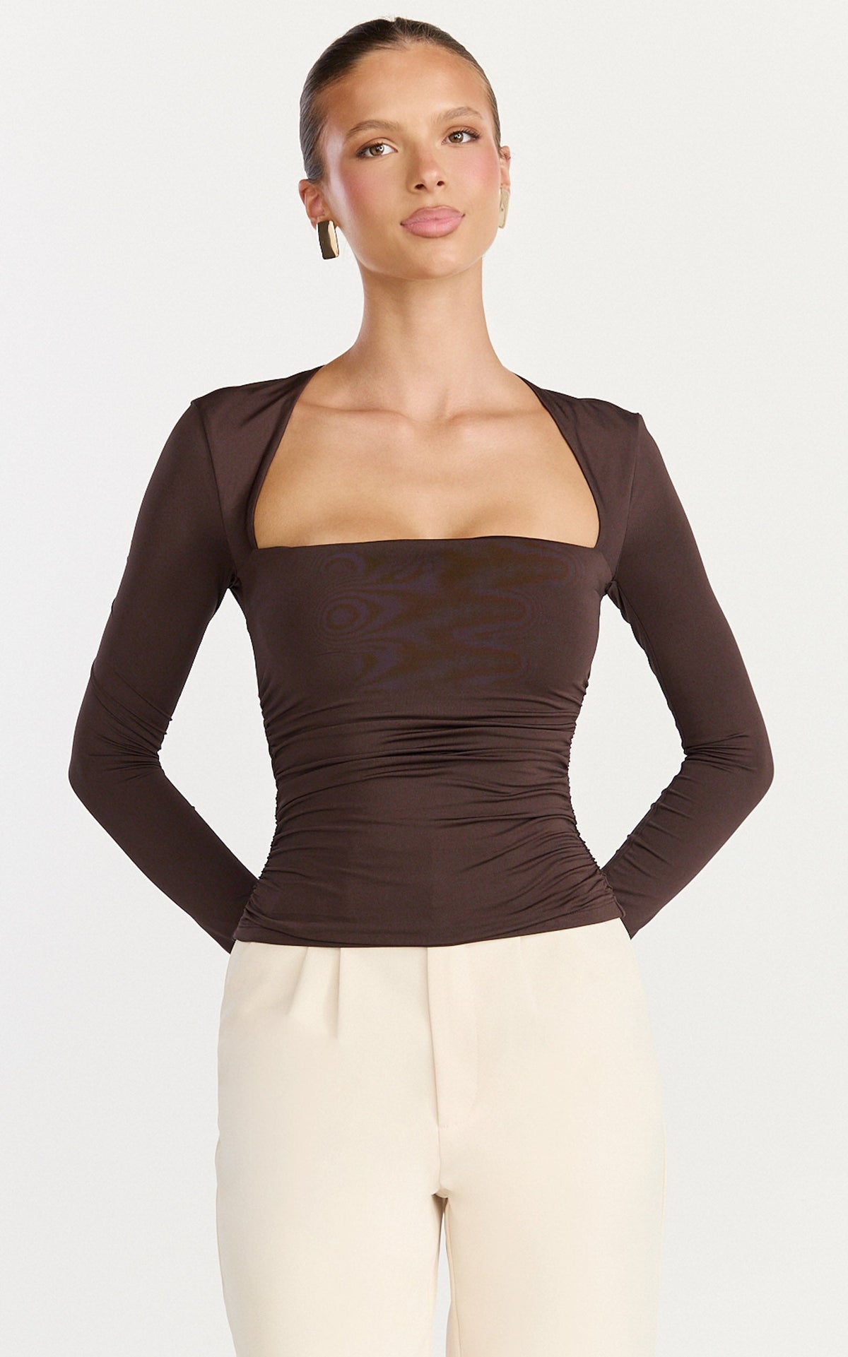 Seraphina Top - Long Sleeve Square Neck Gathered Waist Top in Chocolate