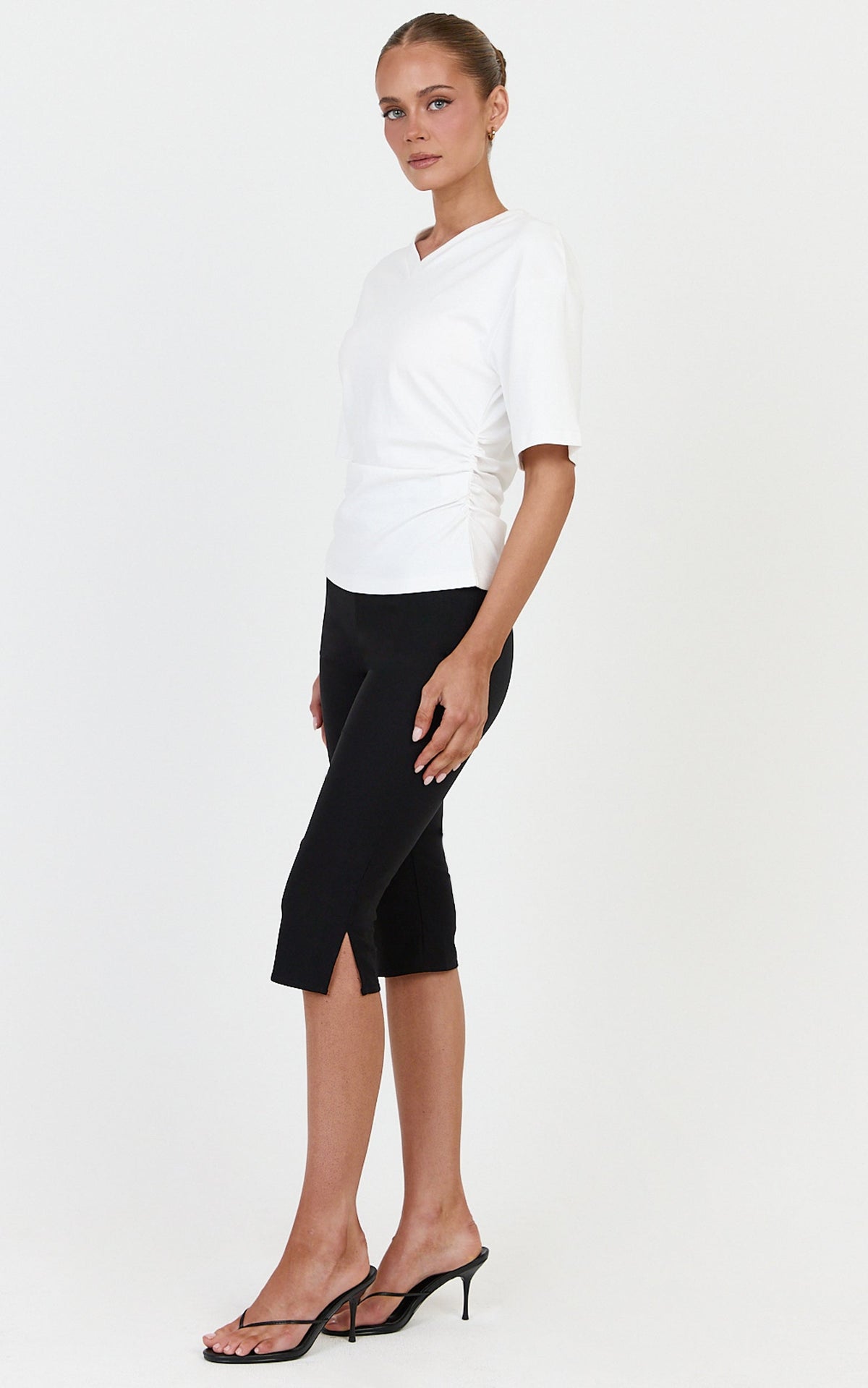 Riva Top - Cotton V Neck Cinched Waist T Shirt in Off White