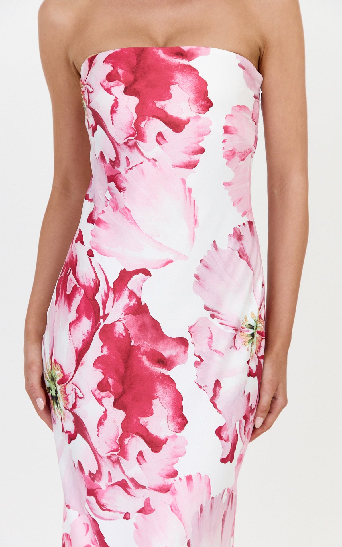 Alessia Maxi Dress - Strapless Fitted Dress in Poppy On White Print
