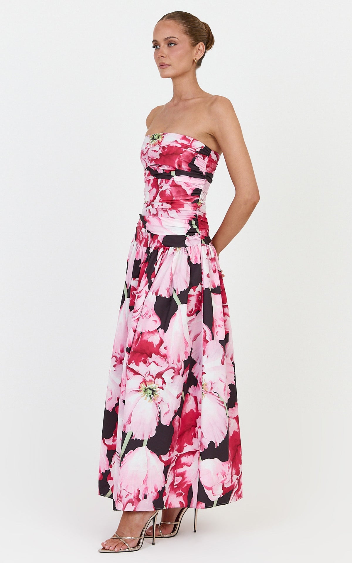 Isadora Midi Dress - Strapless Ruched Front Fit And Flare Dress in Poppy On Black Print