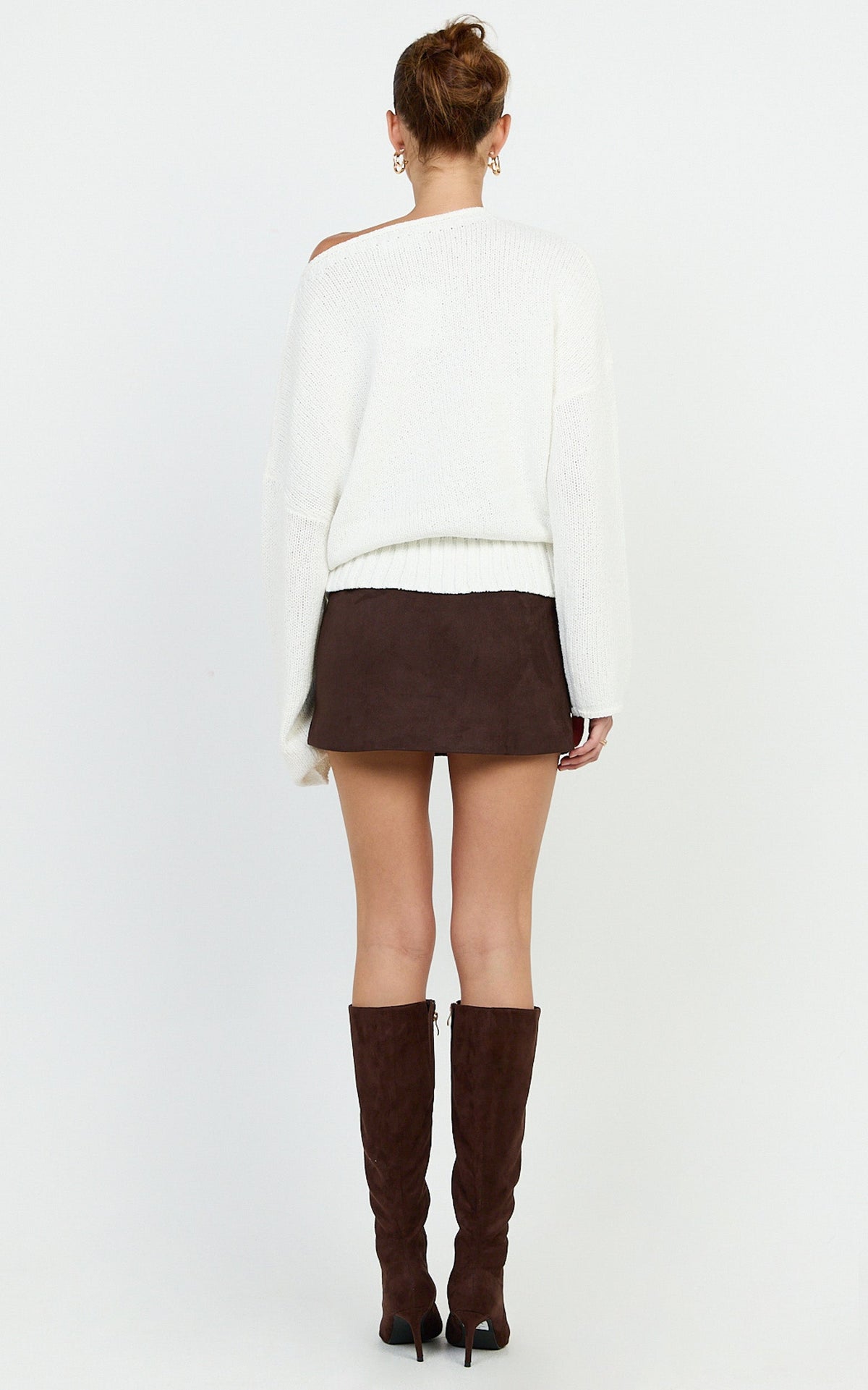 Nova Jumper - Tipped Shoulder Jumper in White