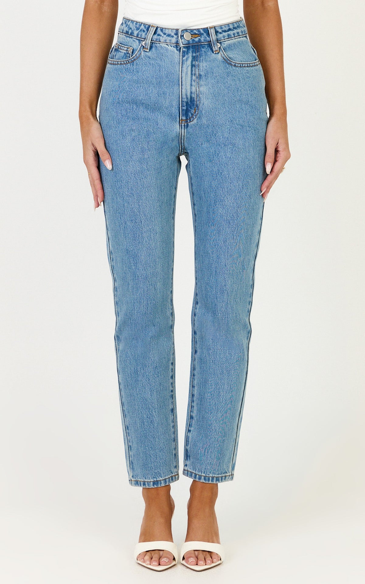 Billie Jeans - High Waisted Recycled Cotton Mom Denim Jeans in Light Mid Blue