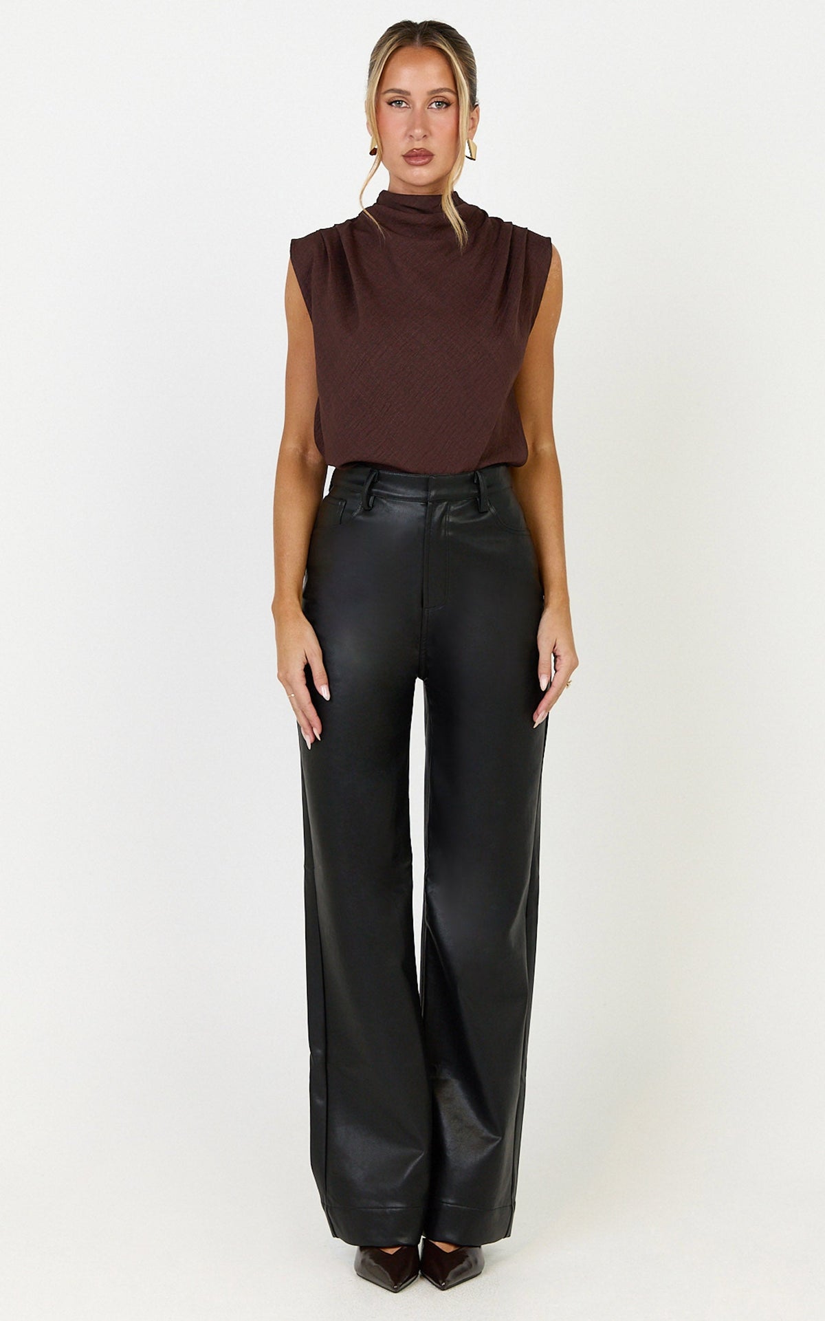 Arianae Top - High Neck Top in Brown