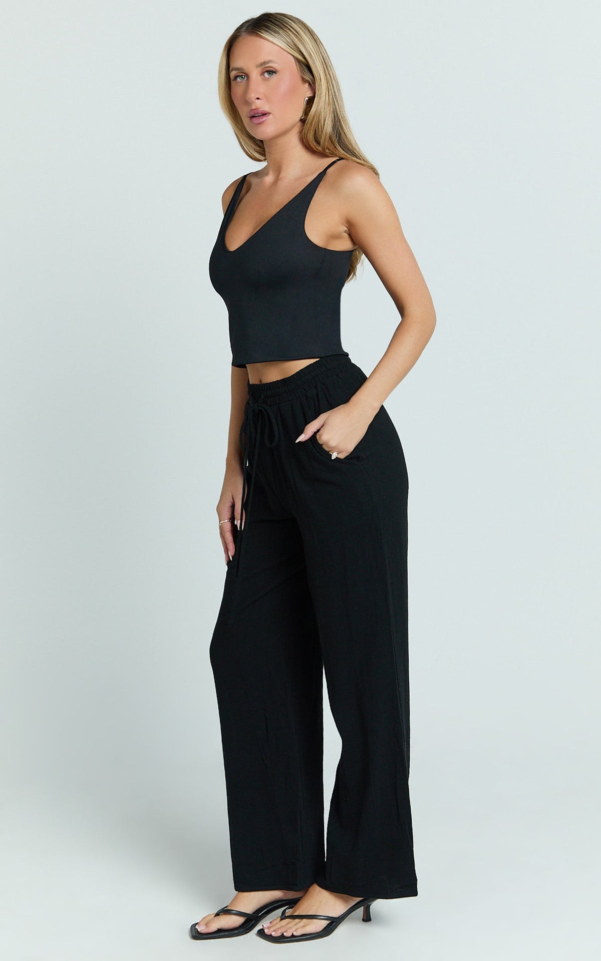 Cady Top - Scoop Neck Top in Black