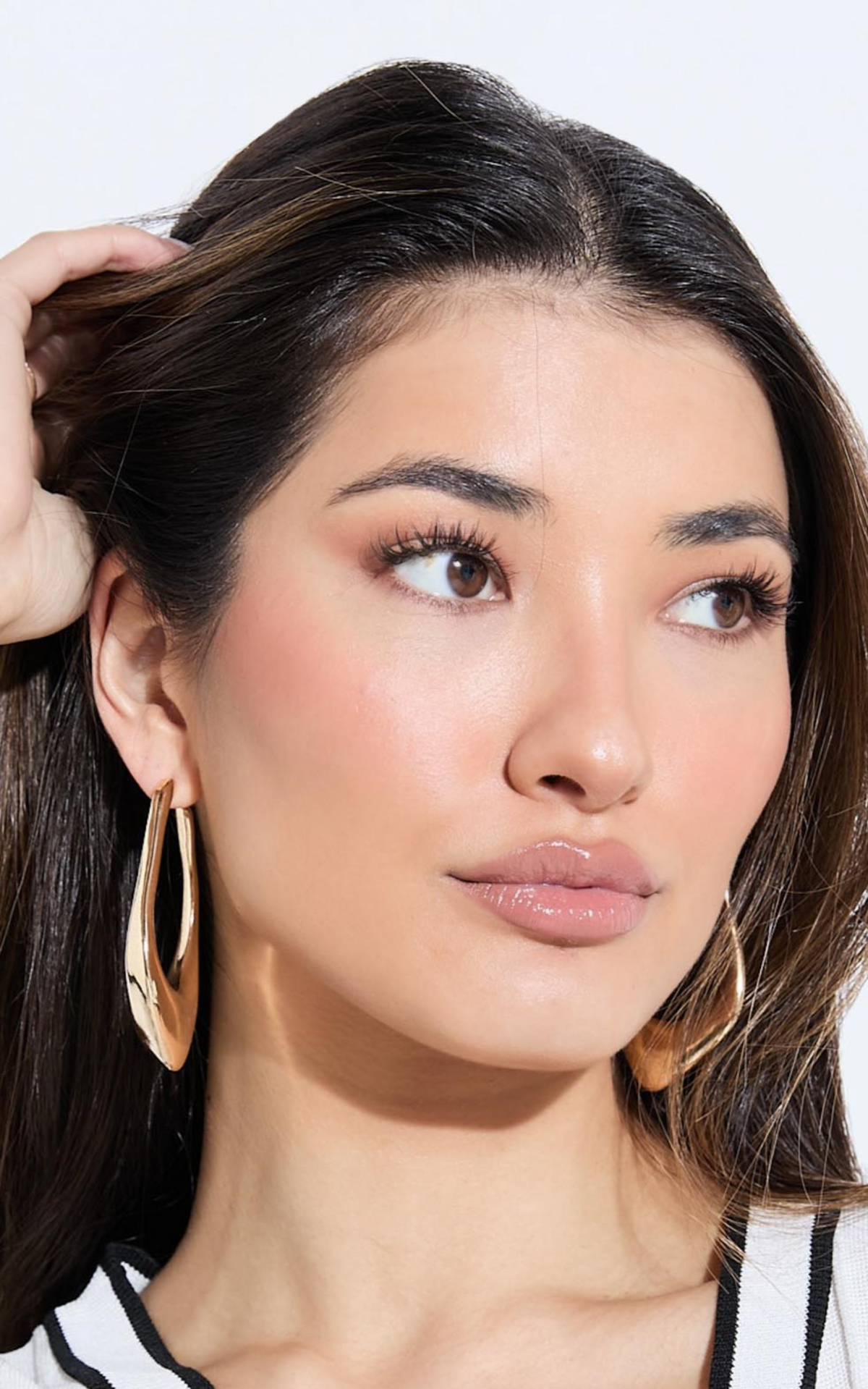Diana Earrings in Gold