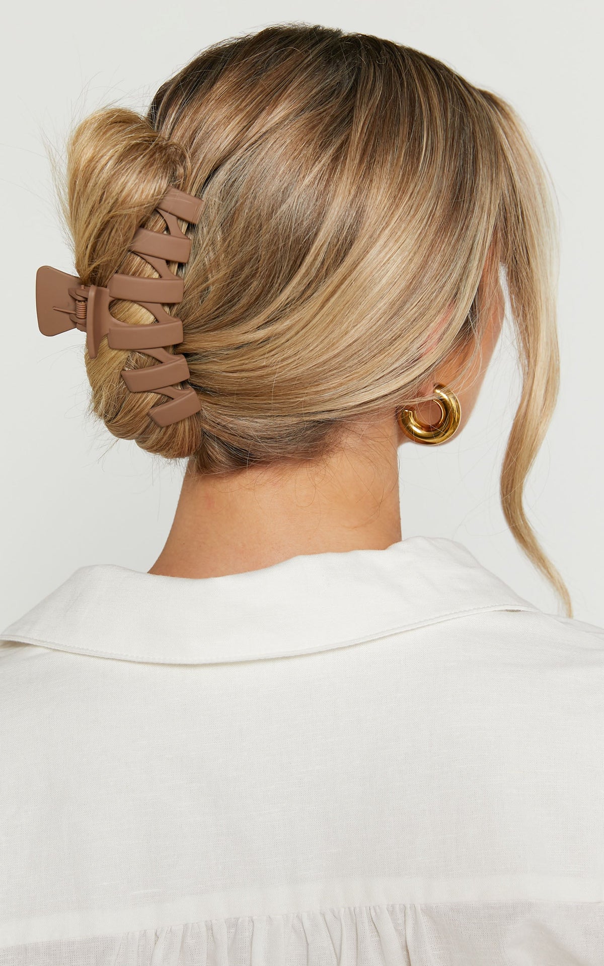 Kristi Hair Clip in Chocolate Brown